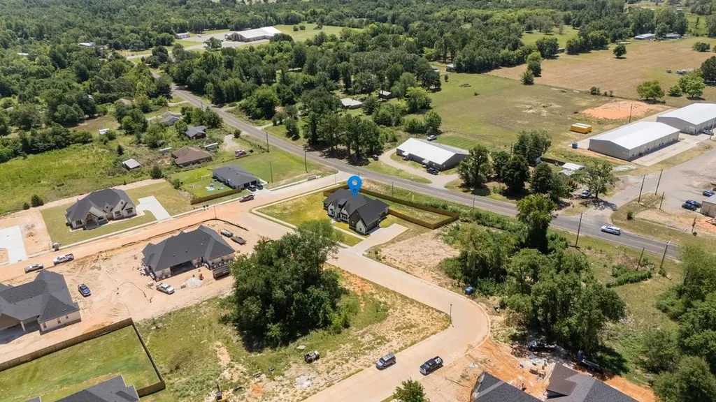 17402 Woodcrest Circle Lindale TX 75771