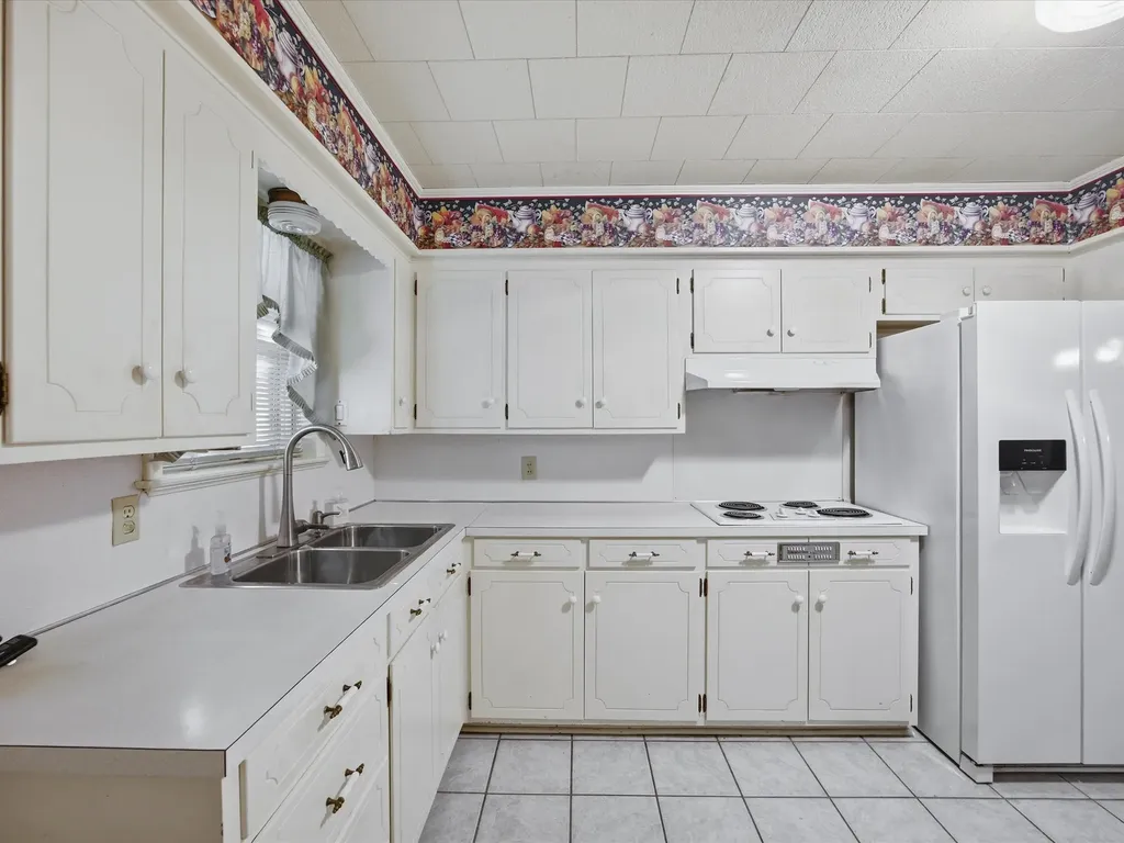 1313 Crestridge Street Ennis TX 75119