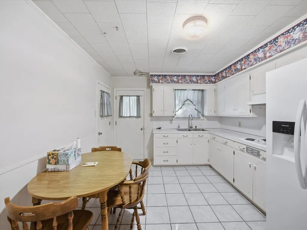1313 Crestridge Street Ennis TX 75119