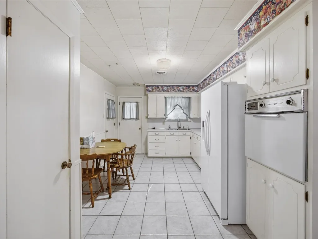 1313 Crestridge Street Ennis TX 75119