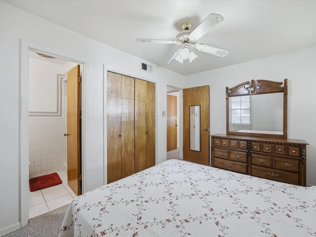 1313 Crestridge Street Ennis TX 75119