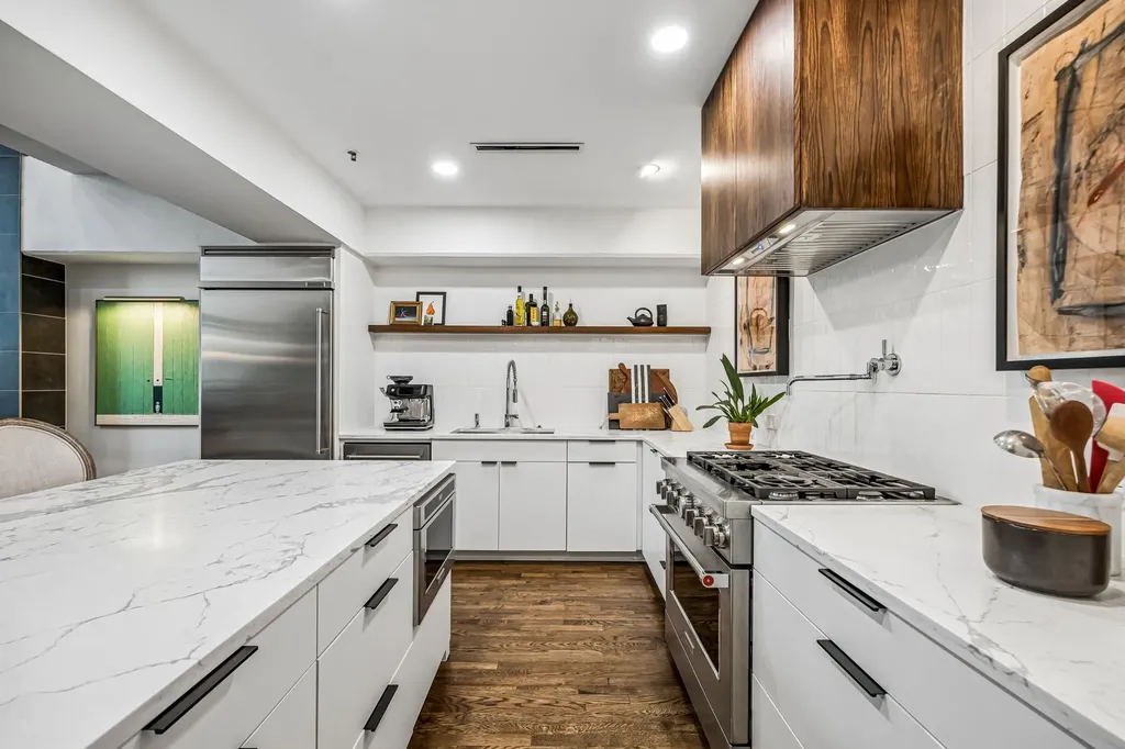 1999 Mckinney Avenue Dallas TX 75201