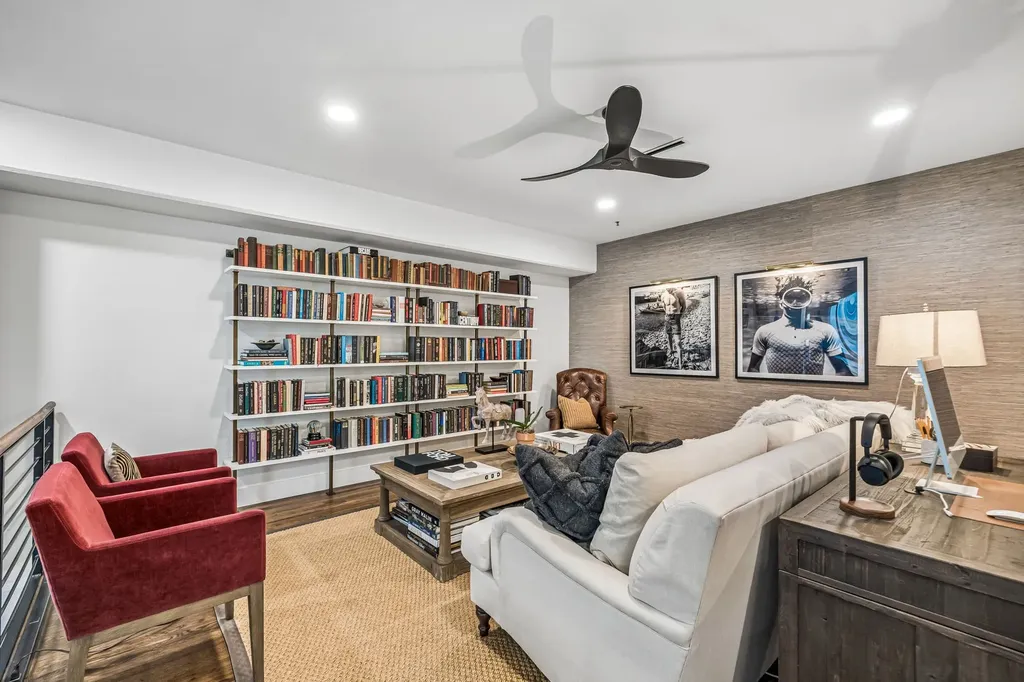 1999 Mckinney Avenue Dallas TX 75201