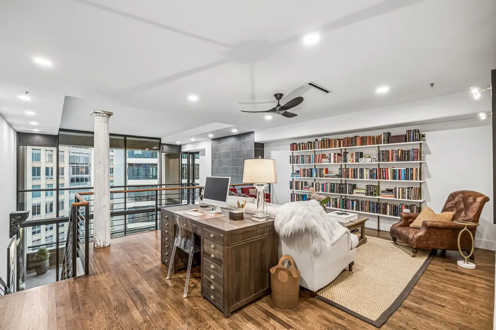 1999 Mckinney Avenue Dallas TX 75201