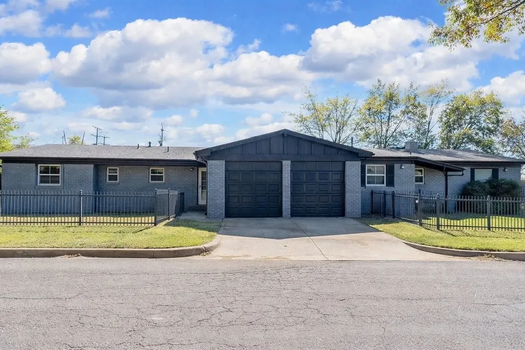 4200 Kenwood Fort Worth TX 76103