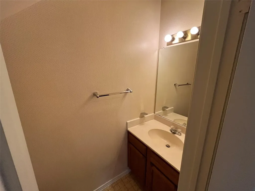 501 Arbor Creek Drive Euless TX 76039