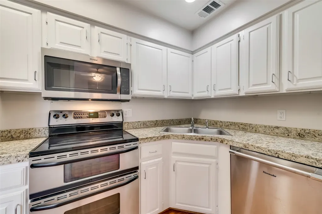 3434 Daniel Avenue University Park TX 75205