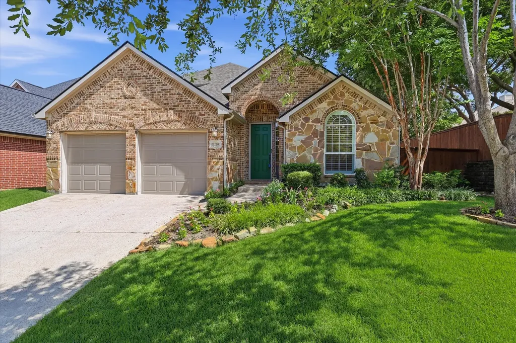8210 Carter Street Lantana TX 76226