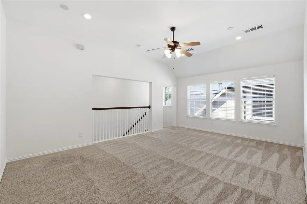 8210 Carter Street Lantana TX 76226