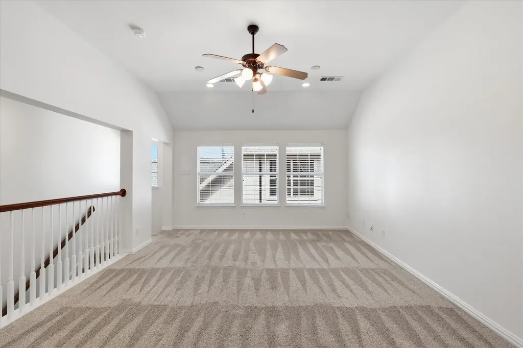 8210 Carter Street Lantana TX 76226