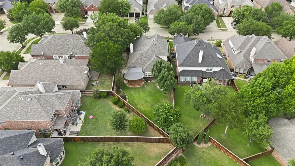 8210 Carter Street Lantana TX 76226