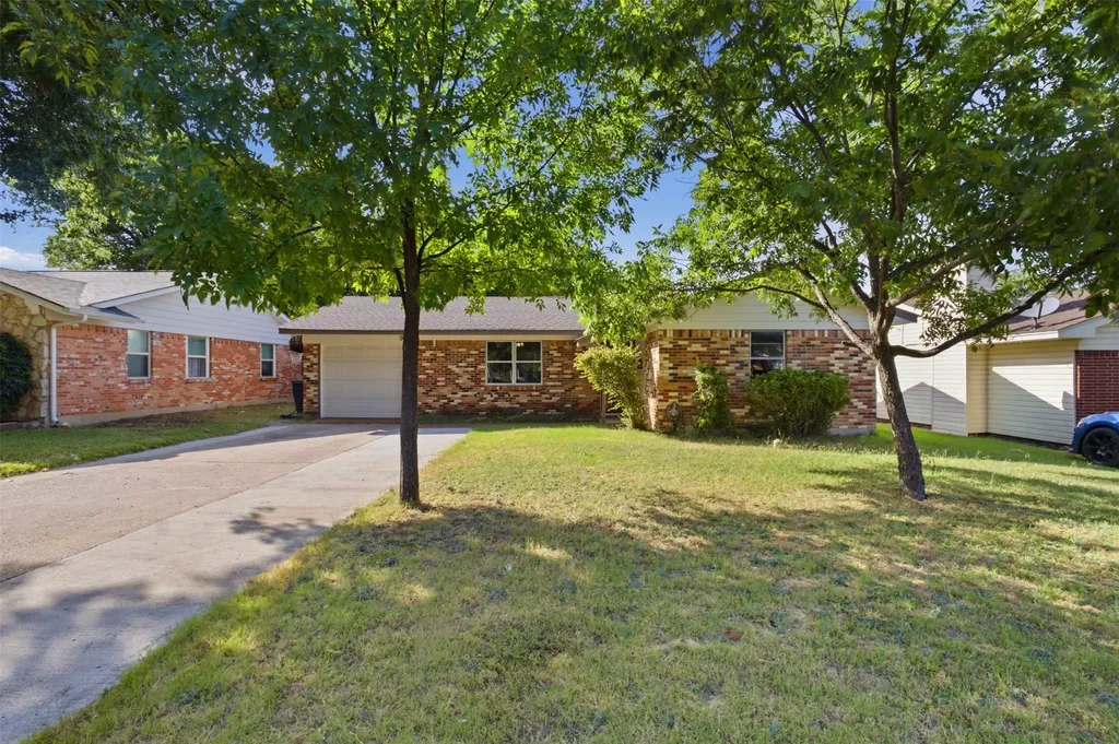 4577 Bonanza Lane Dallas TX 75211