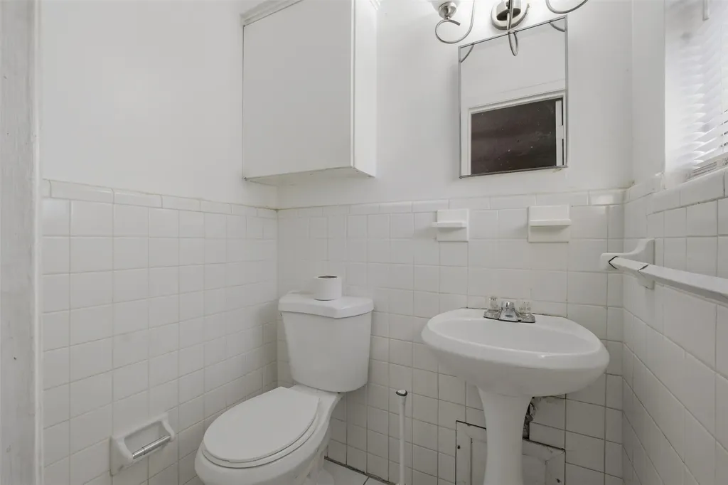 4577 Bonanza Lane Dallas TX 75211