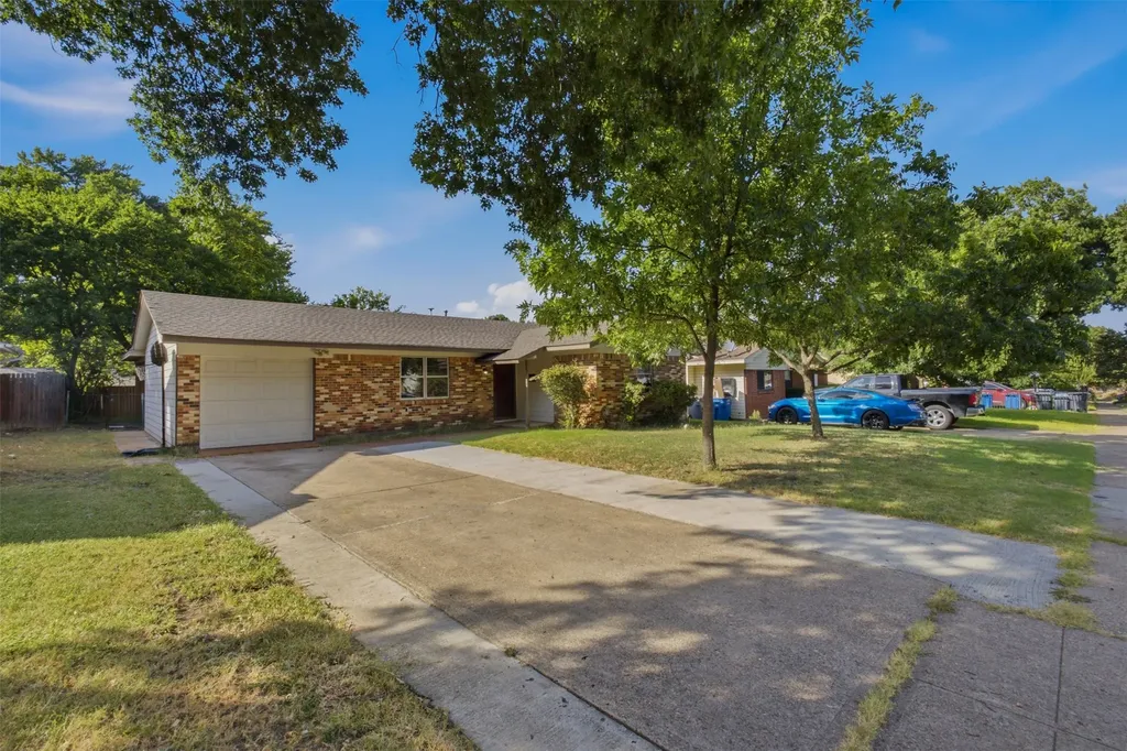 4577 Bonanza Lane Dallas TX 75211