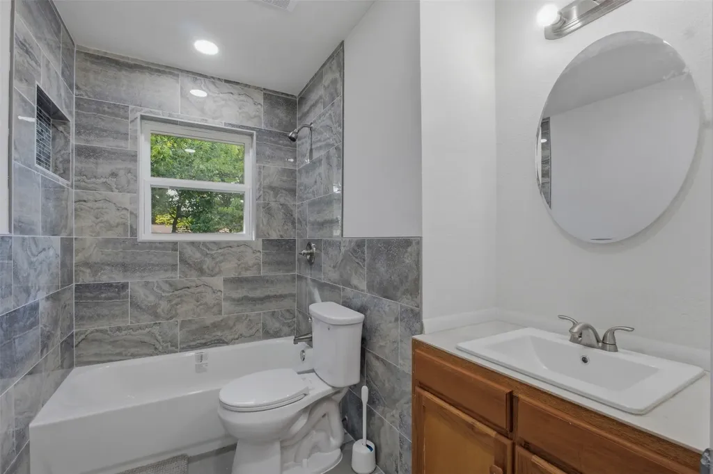 4577 Bonanza Lane Dallas TX 75211