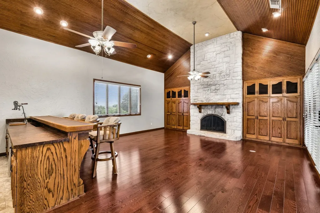 13116 Hillcrest Boulevard Fort Worth TX 76244