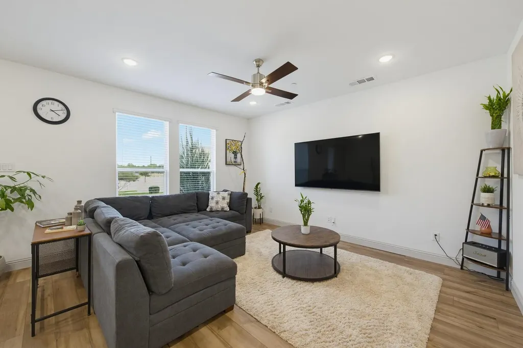 4345 Union Street North Richland Hills TX 76180