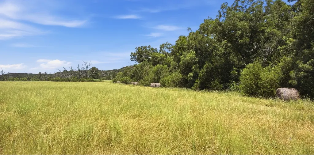 2875 County Road 610 Hamilton TX 76531