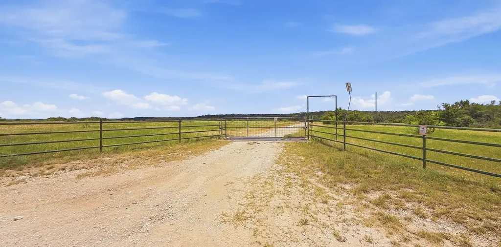 2875 County Road 610 Hamilton TX 76531