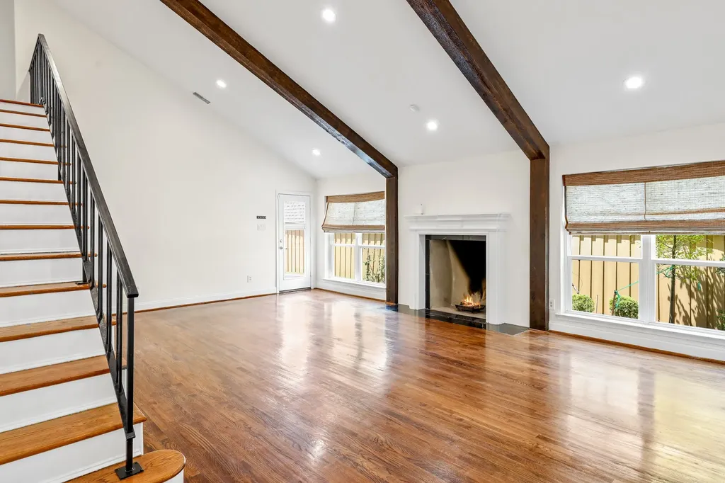 10519 Ravenscroft Drive Dallas TX 75230