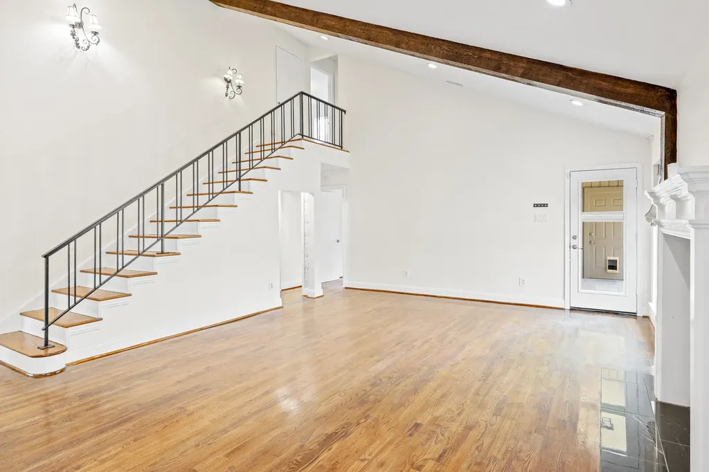 10519 Ravenscroft Drive Dallas TX 75230