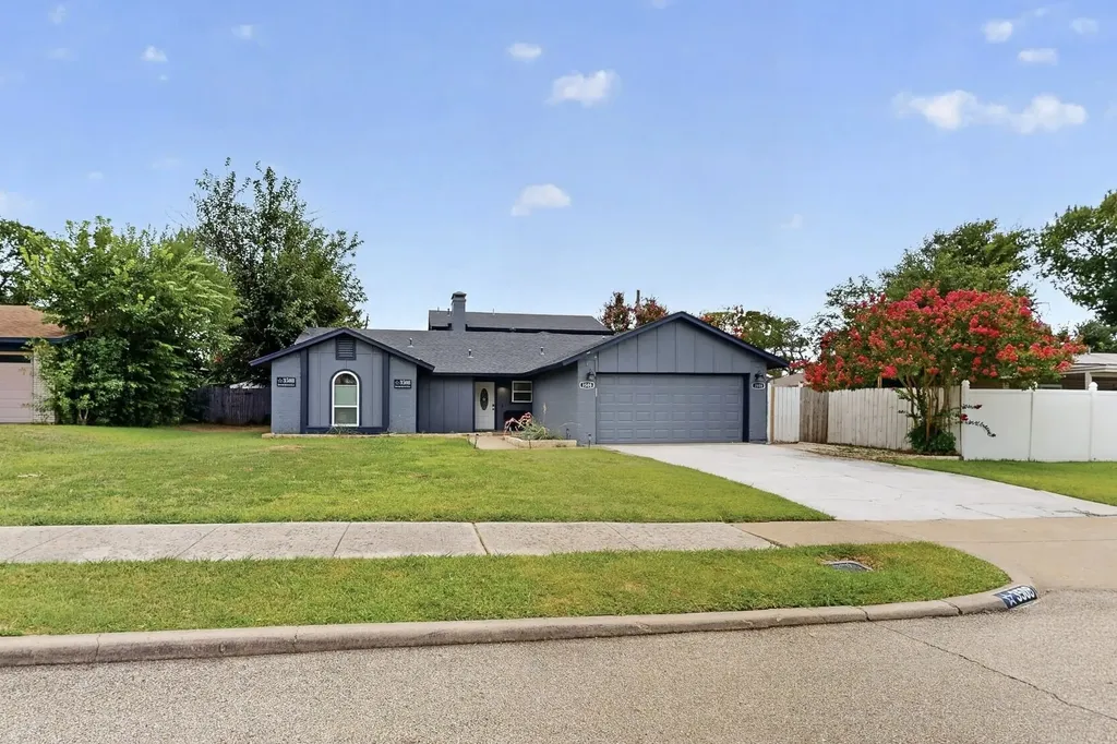 3508 Grande Bulevar Irving TX 75062