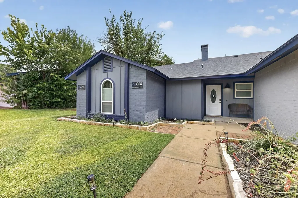 3508 Grande Bulevar Irving TX 75062