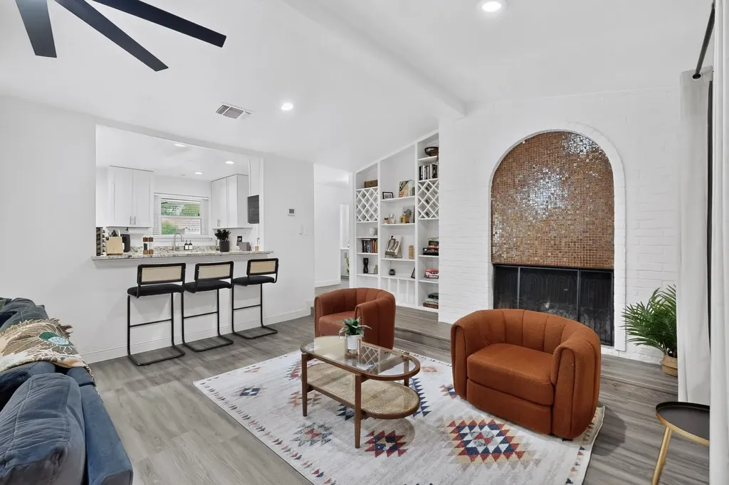 3508 Grande Bulevar Irving TX 75062