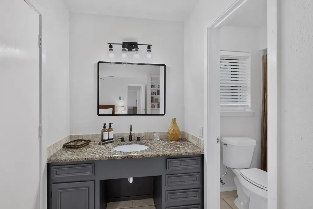 3508 Grande Bulevar Irving TX 75062