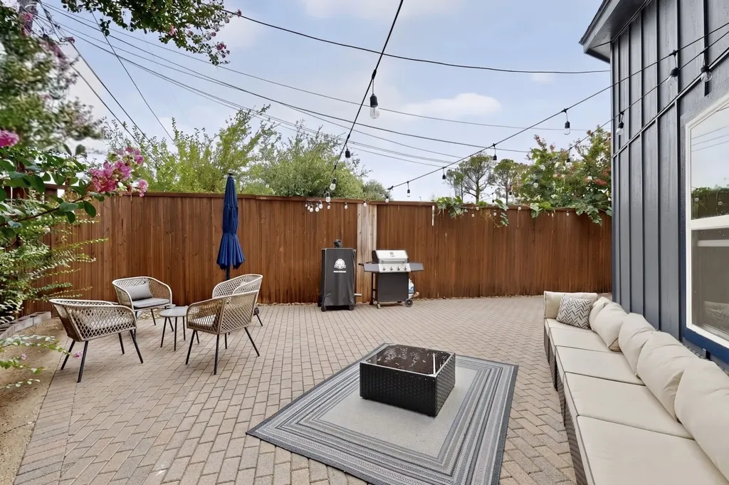 3508 Grande Bulevar Irving TX 75062