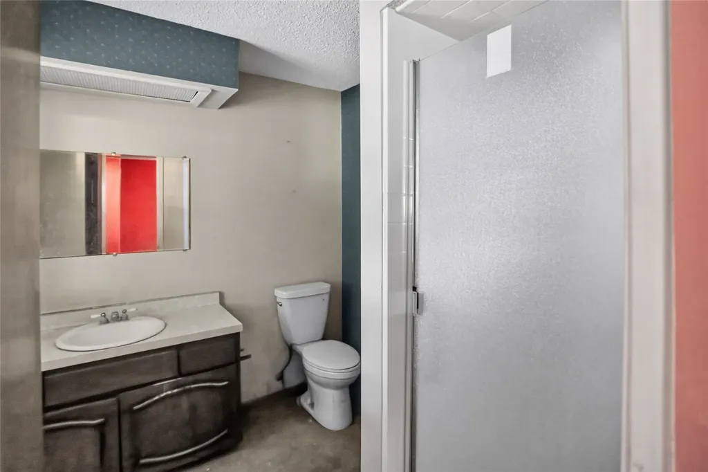 2108 Barton Drive Arlington TX 76010
