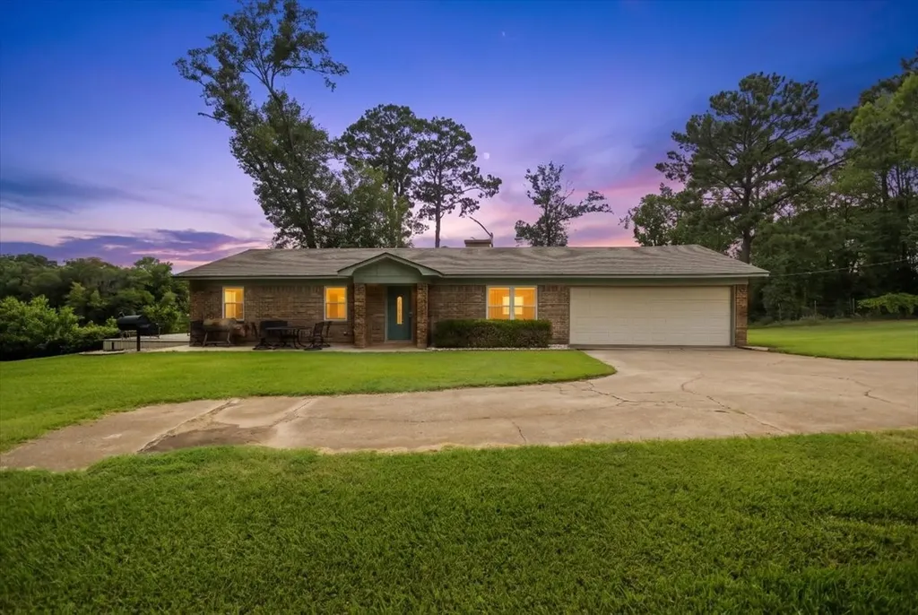 222 County Road 4850 Winnsboro TX 75494