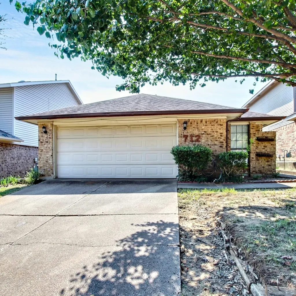 712 Via Miramonte Mesquite TX 75150