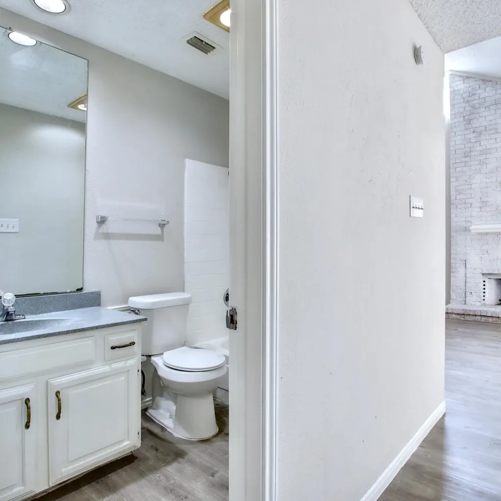 712 Via Miramonte Mesquite TX 75150