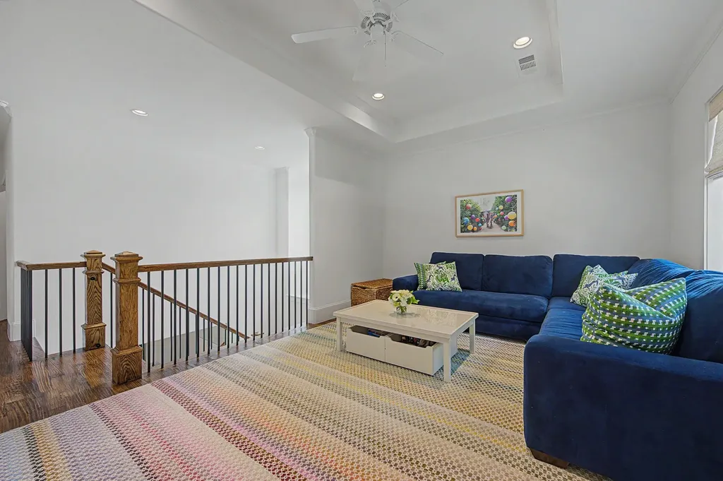 559 Coolair Drive Dallas TX 75218