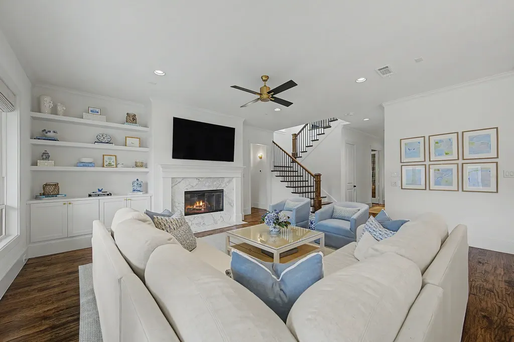 559 Coolair Drive Dallas TX 75218
