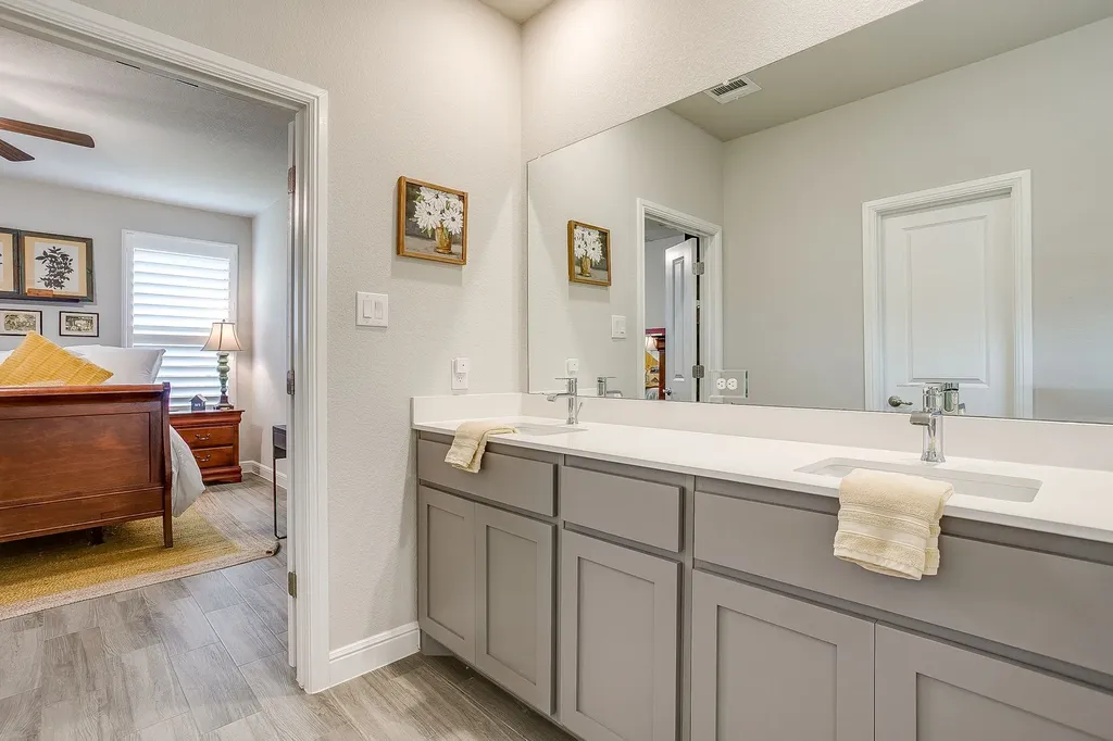 1201 Kerrville Lane Weatherford TX 76087