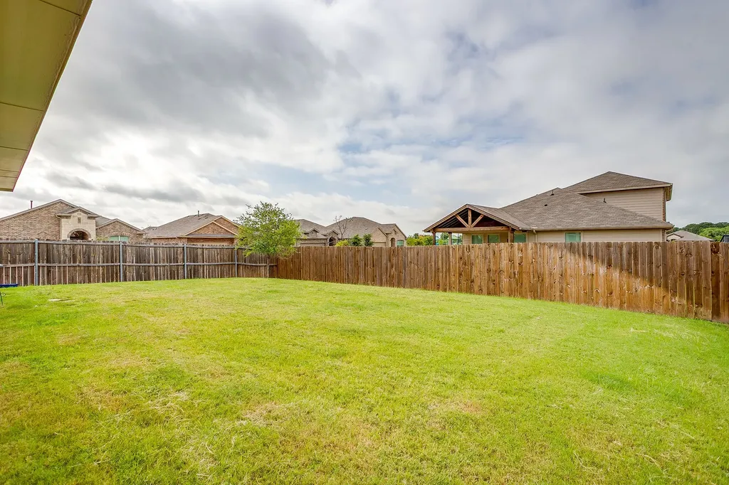 1201 Kerrville Lane Weatherford TX 76087