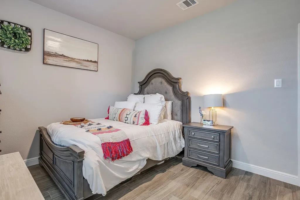 1201 Kerrville Lane Weatherford TX 76087