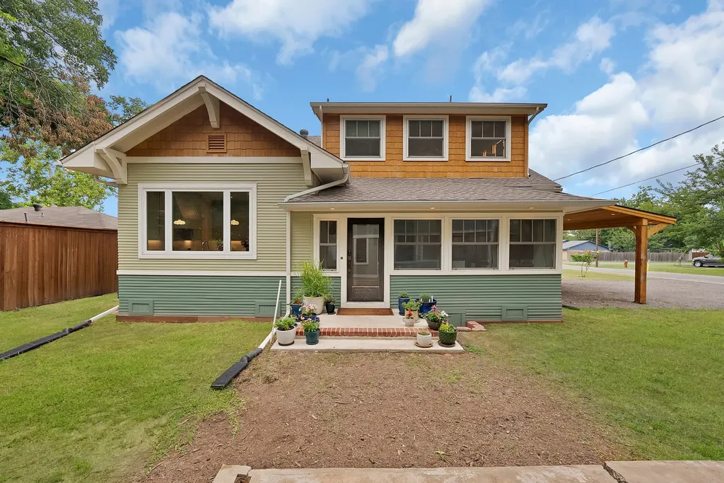 524 N Dallas Street Van Alstyne TX 75495