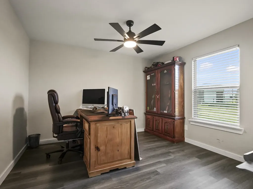711 County Road 701 Cleburne TX 76031