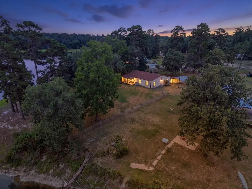 1411 Raintree Lakes Circle Big Sandy TX 75755