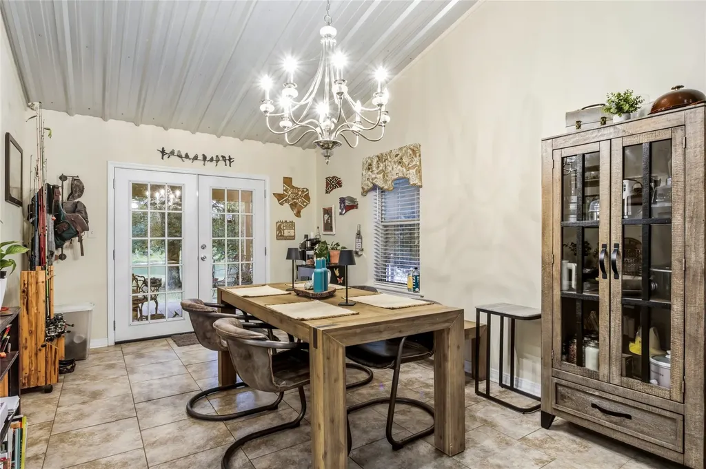 1411 Raintree Lakes Circle Big Sandy TX 75755