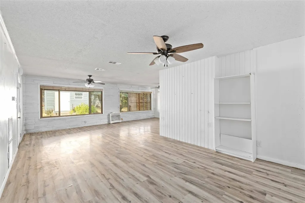 2609 Coggin Avenue Brownwood TX 76801