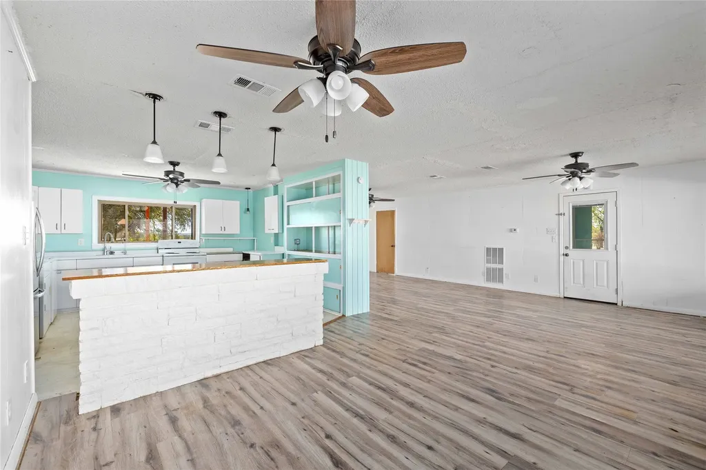 2609 Coggin Avenue Brownwood TX 76801