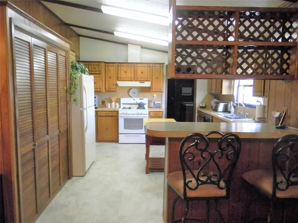 245 Private Road 4214 Decatur TX 76234