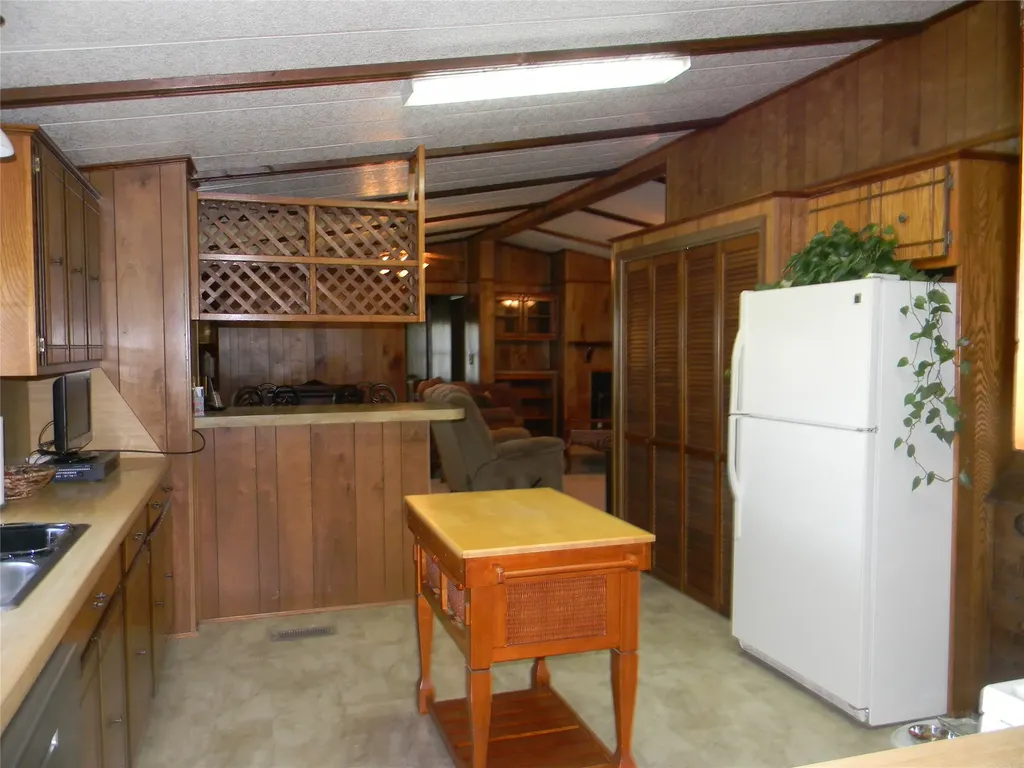245 Private Road 4214 Decatur TX 76234