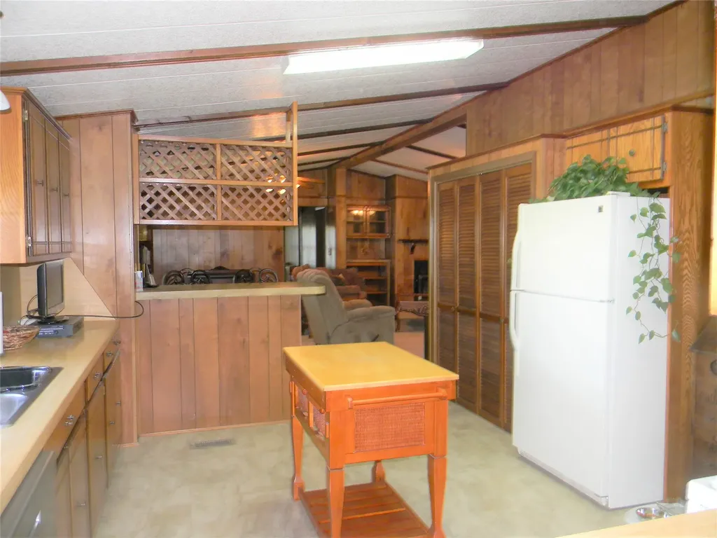 245 Private Road 4214 Decatur TX 76234