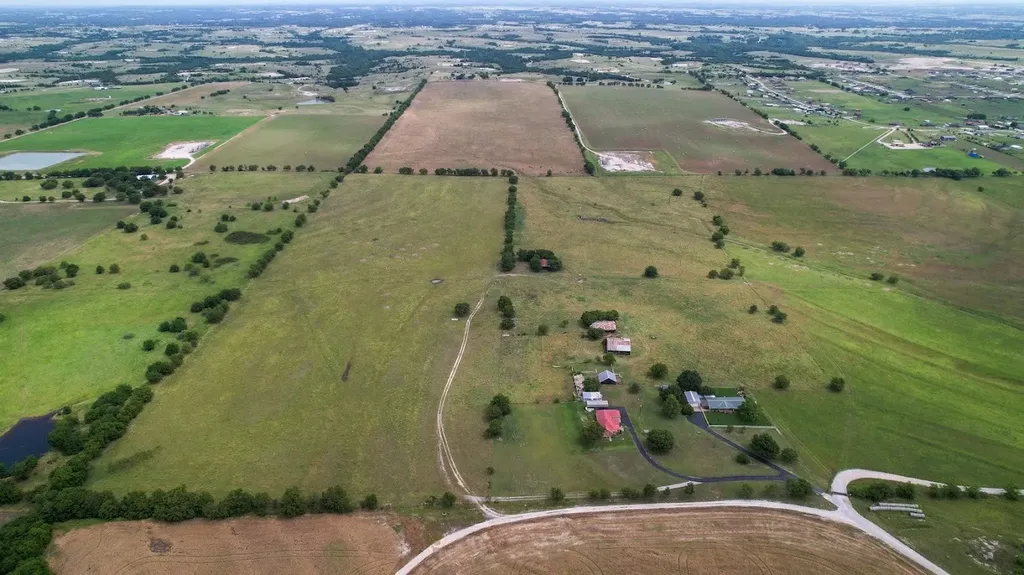 245 Private Road 4214 Decatur TX 76234