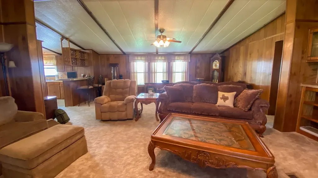 245 Private Road 4214 Decatur TX 76234